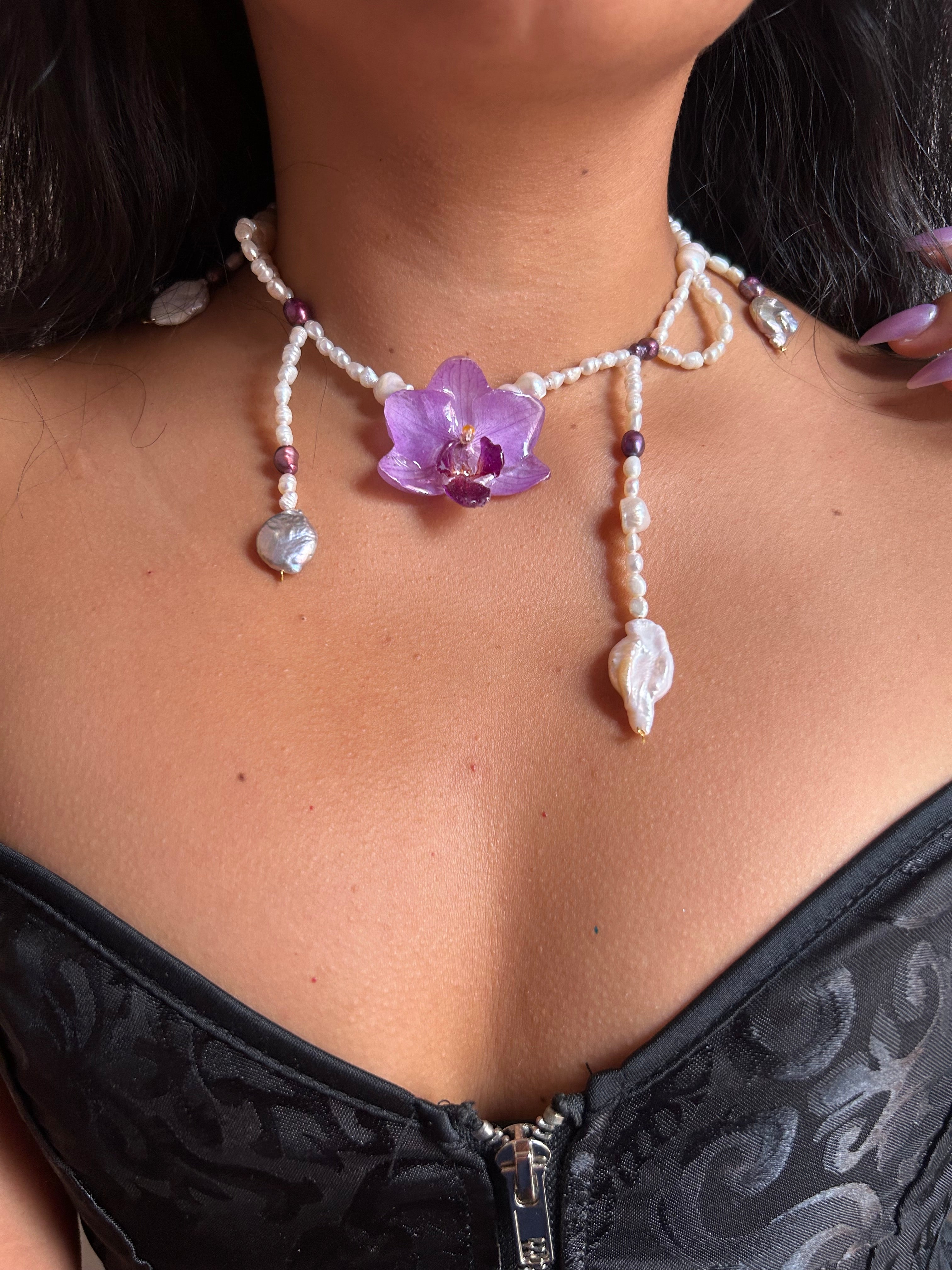 ORCHID MINI PURPLE WITH PEARLS
