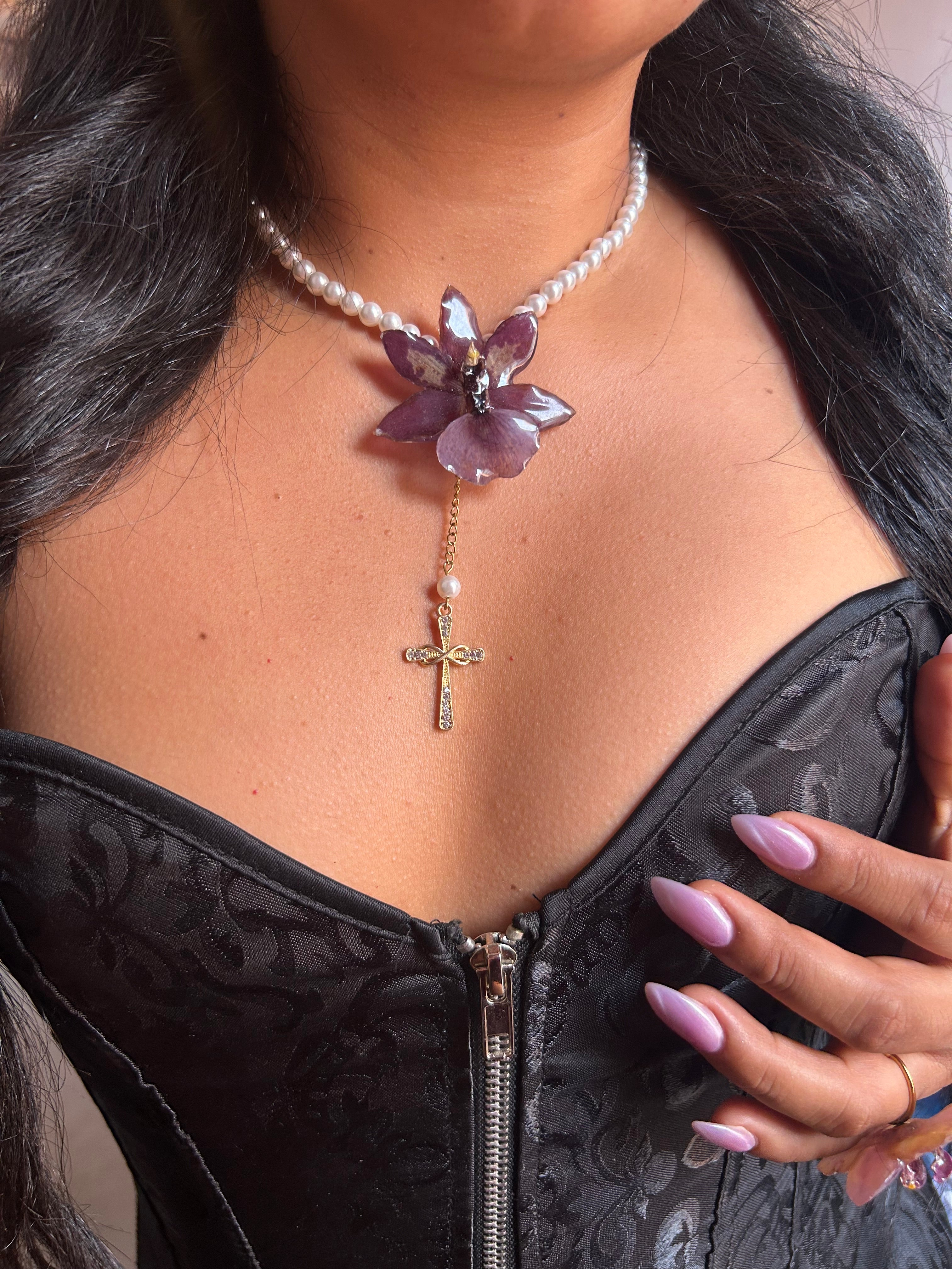 Orchid Zygopetalum with pearls white