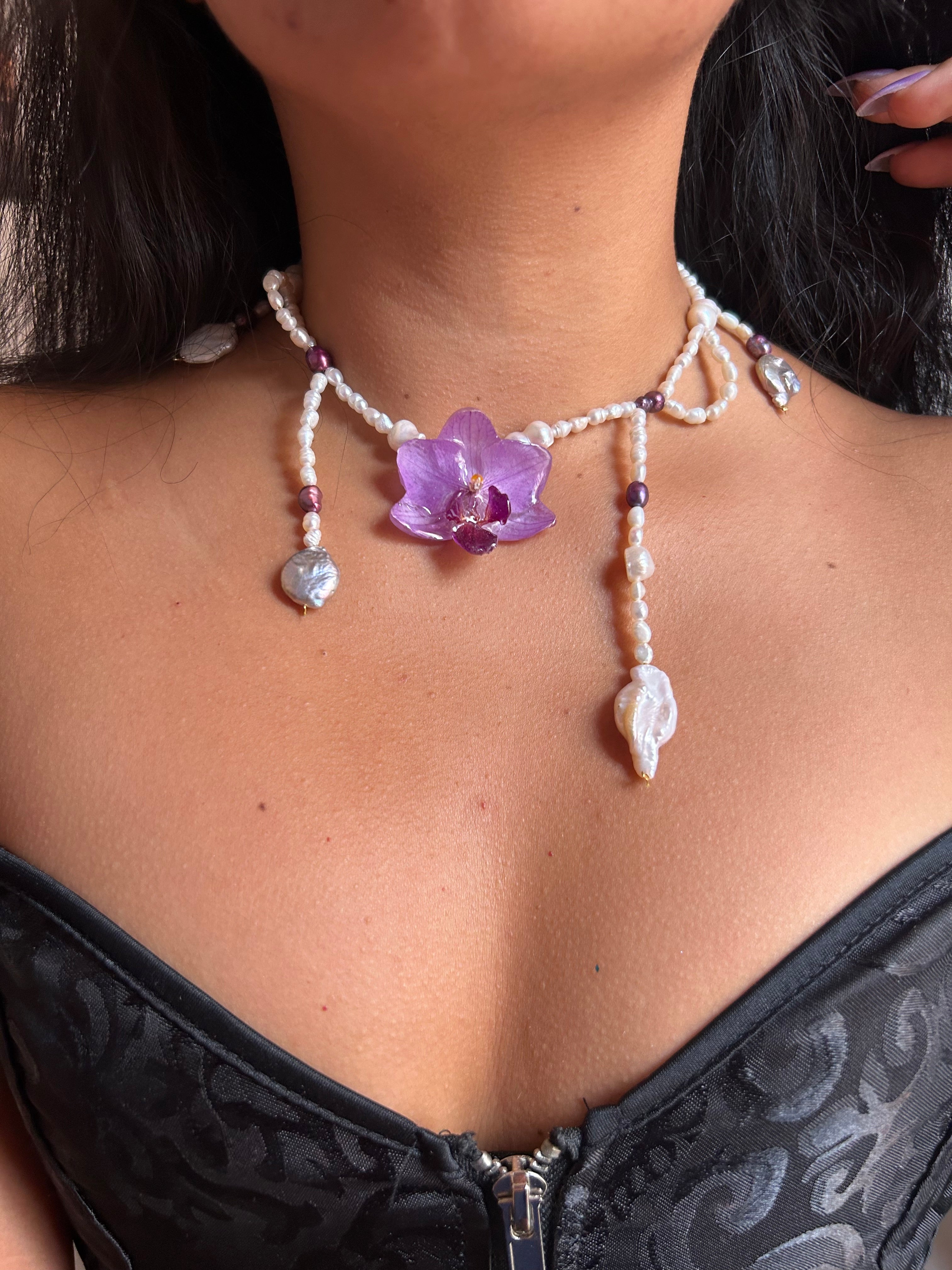 ORCHID MINI PURPLE WITH PEARLS