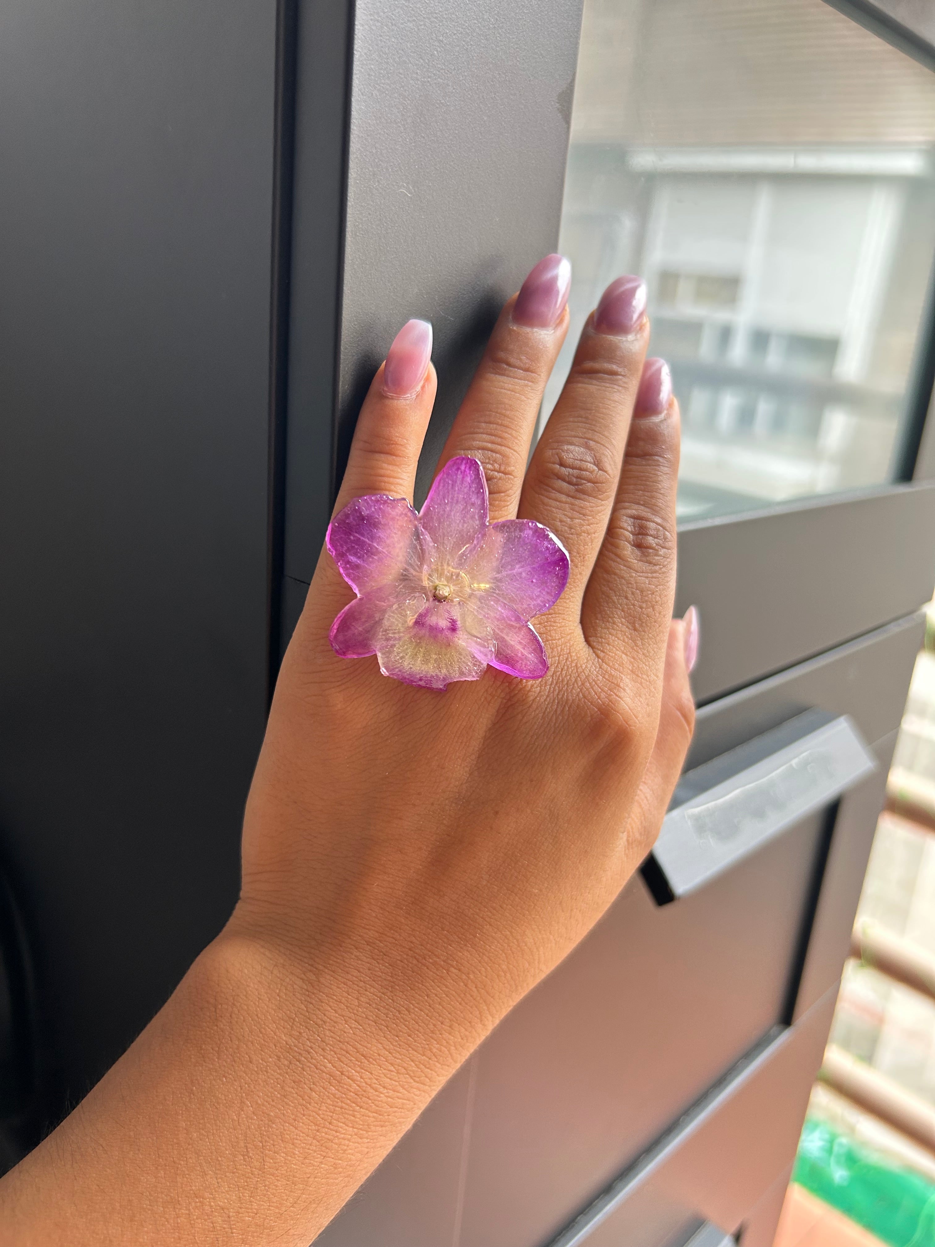 Anillo de orquídea  dendrobium