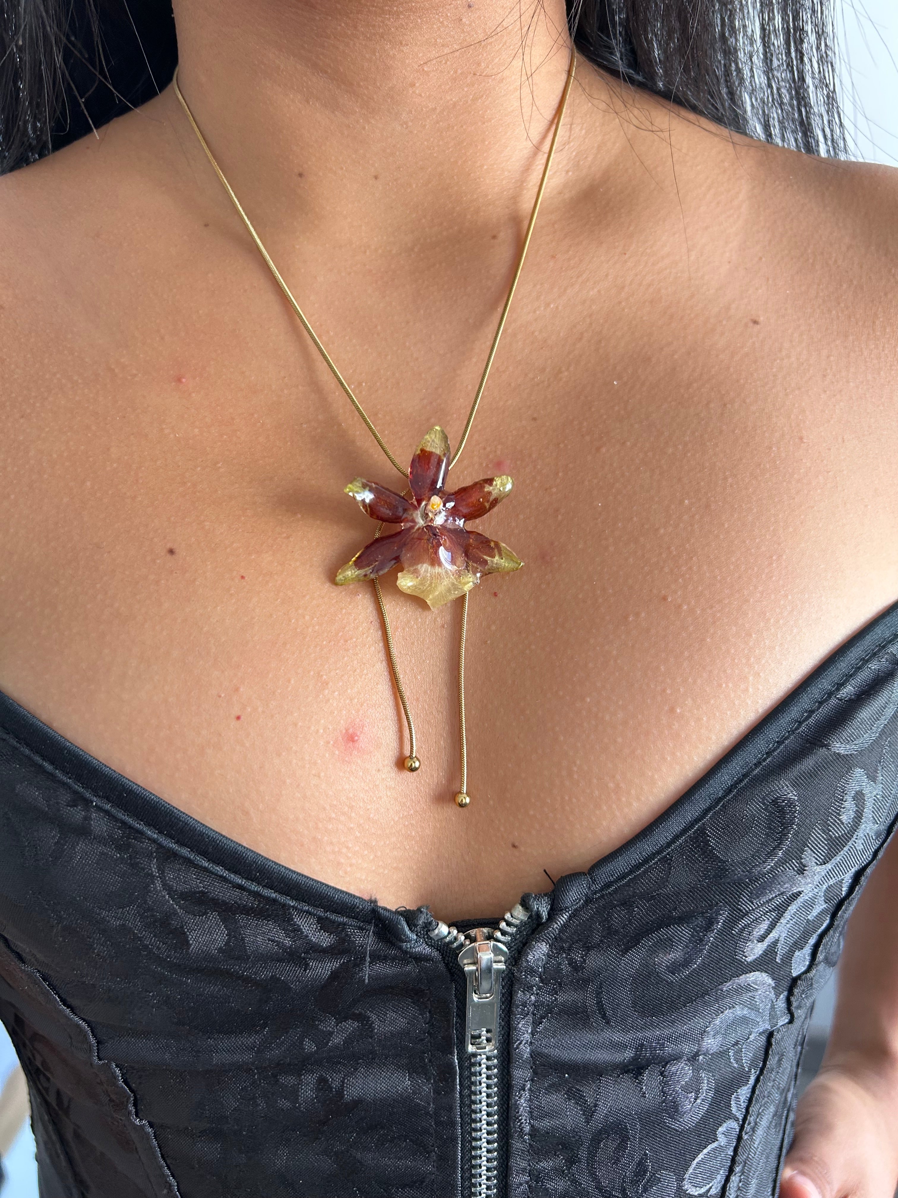Exotic mini star