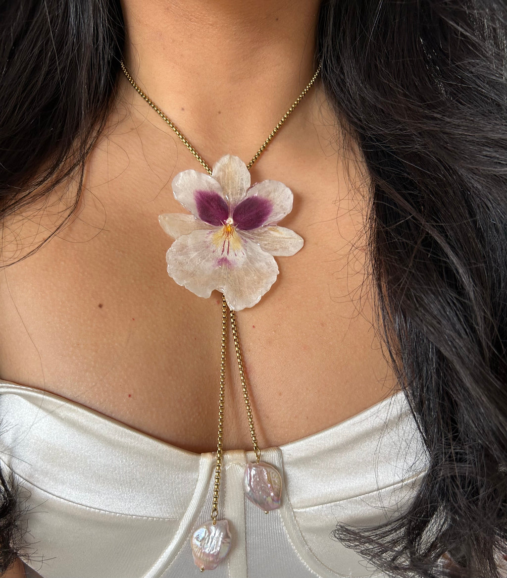 Miltonia orchid pearls