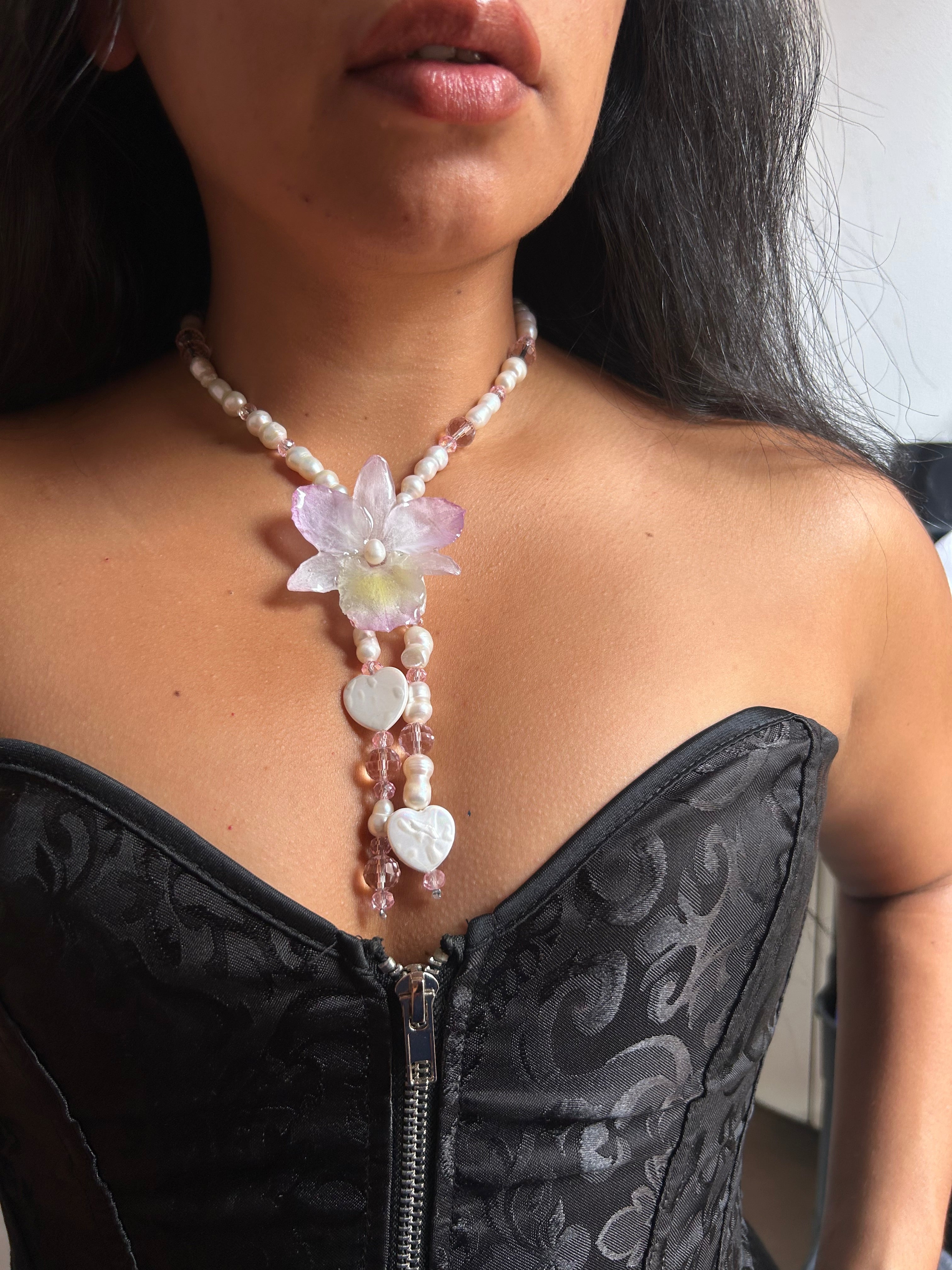 ORCHID DENDROBIUM WITH PEARLS
