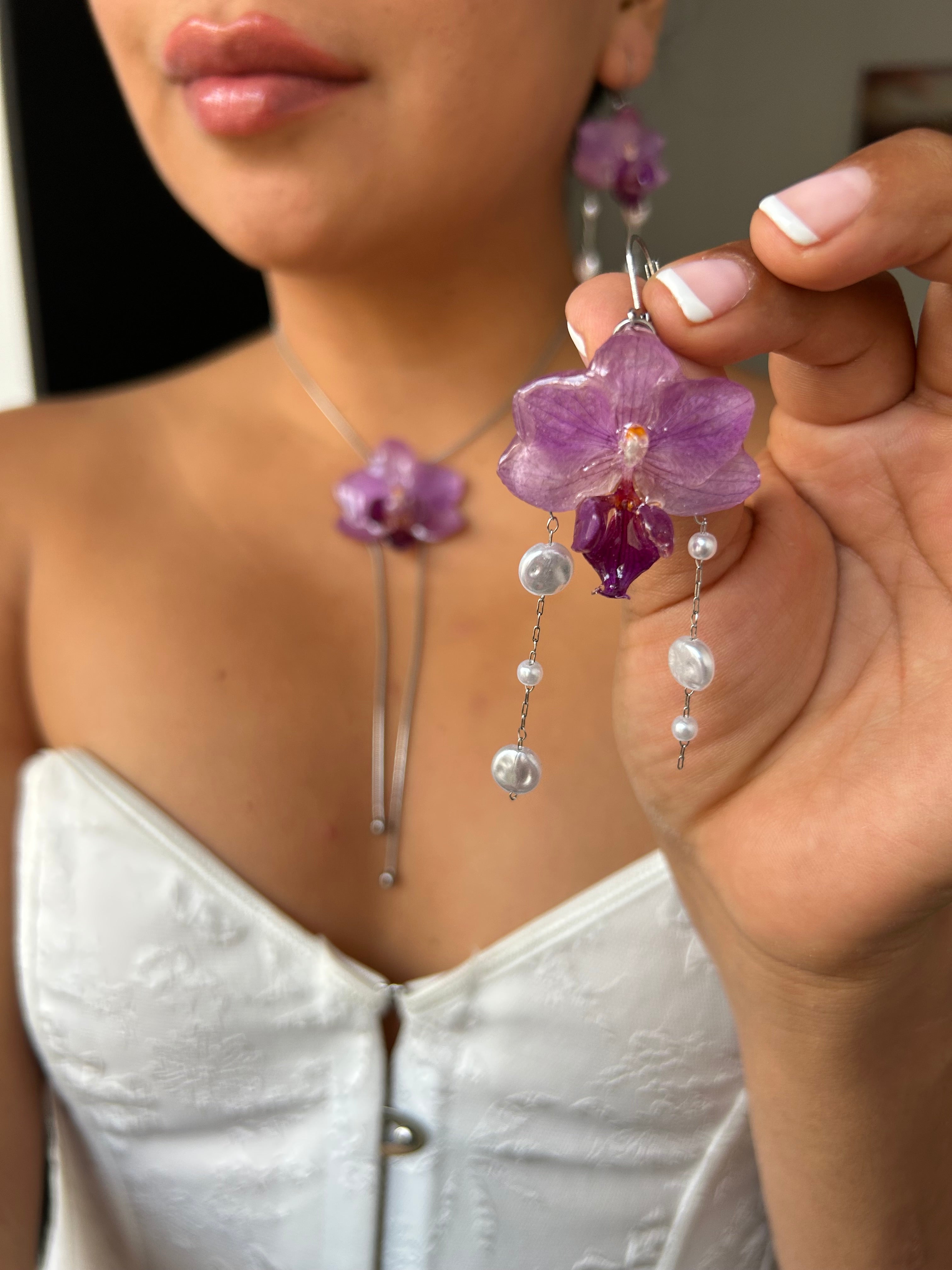 Pendientes de orquídea real