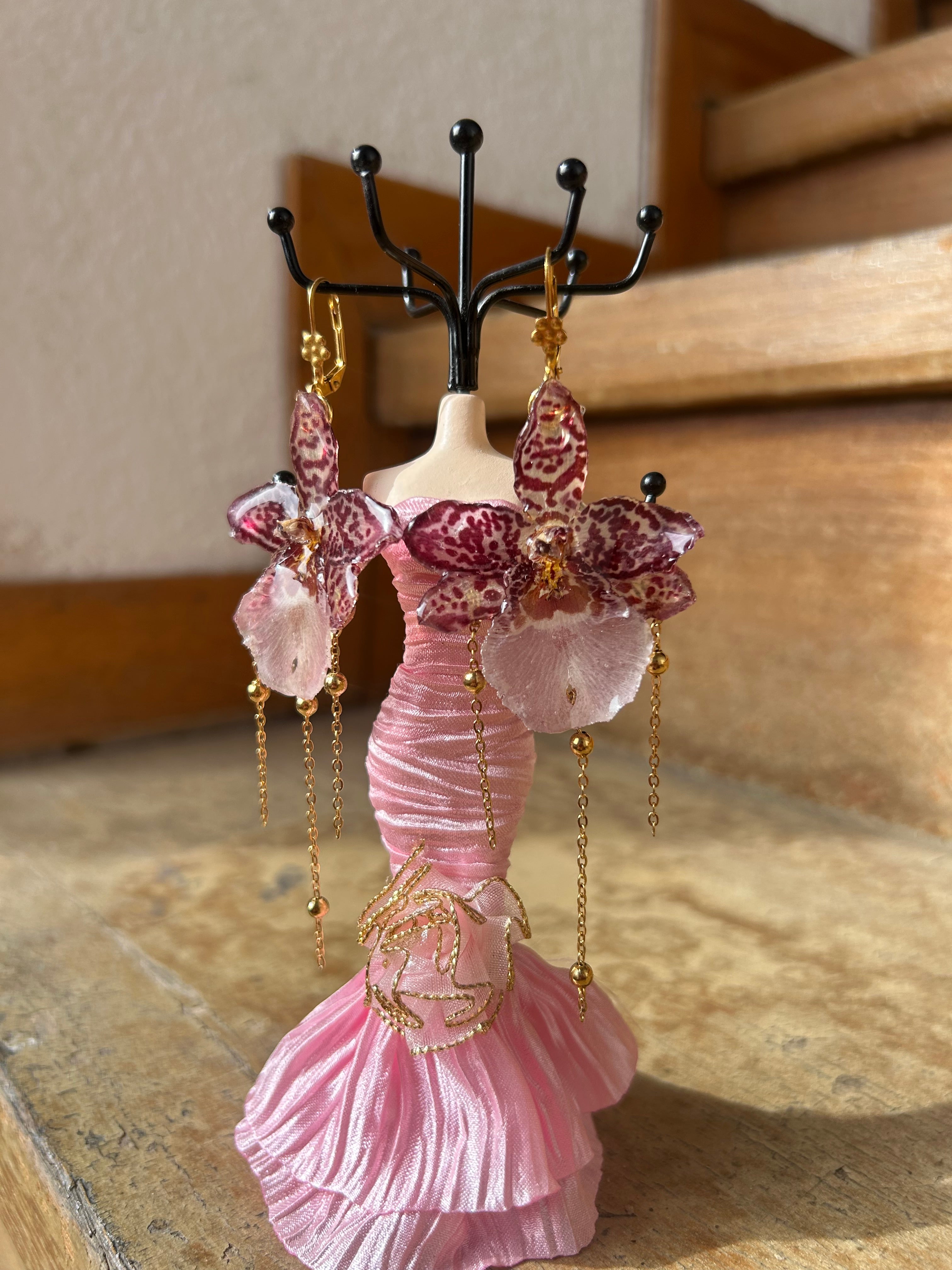 aretes de orquídea exótica
