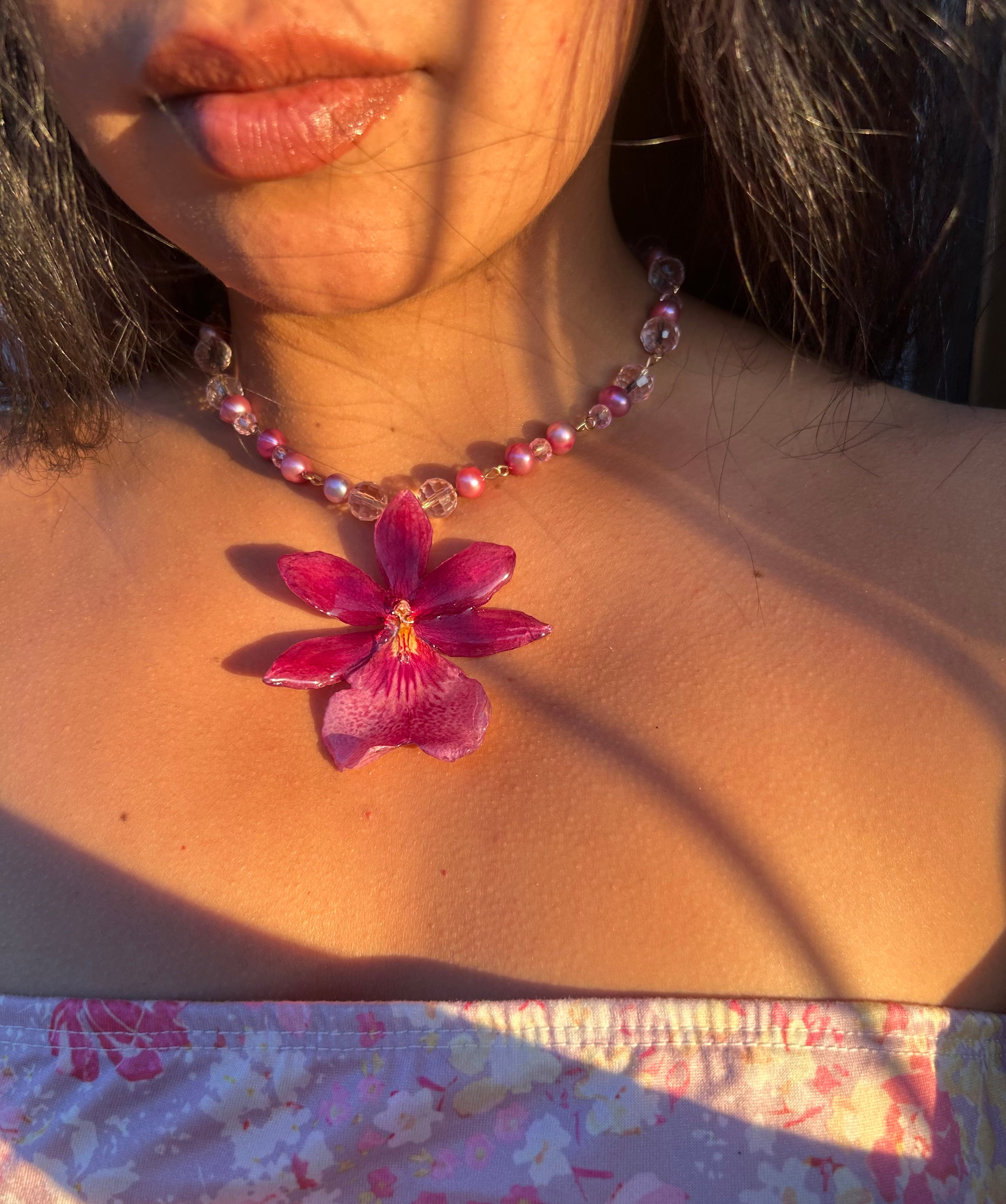 Orchid Nelly with pearls