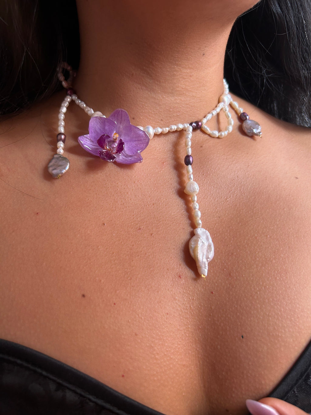 ORCHID MINI PURPLE WITH PEARLS