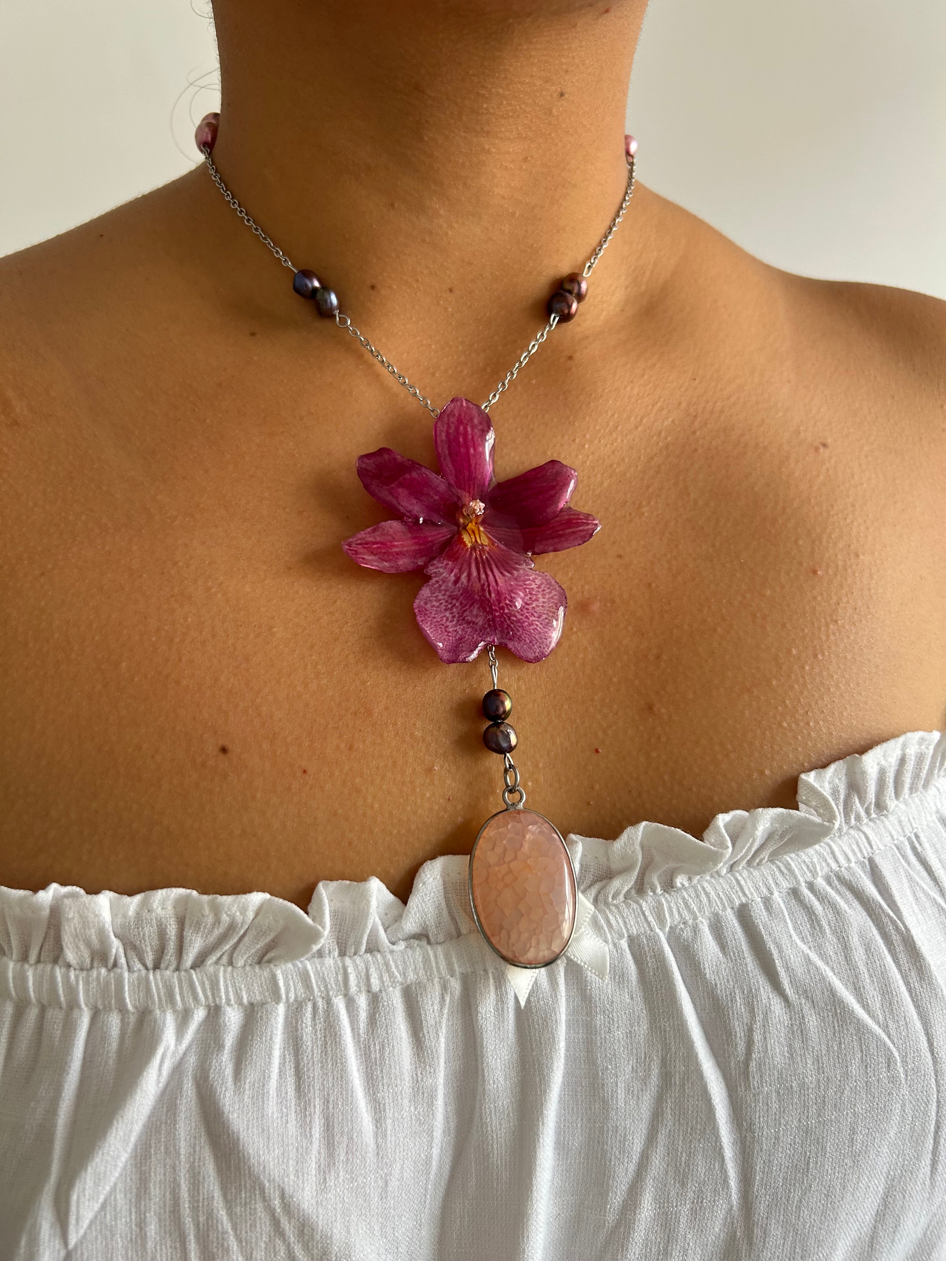 Orchid Nelly isler