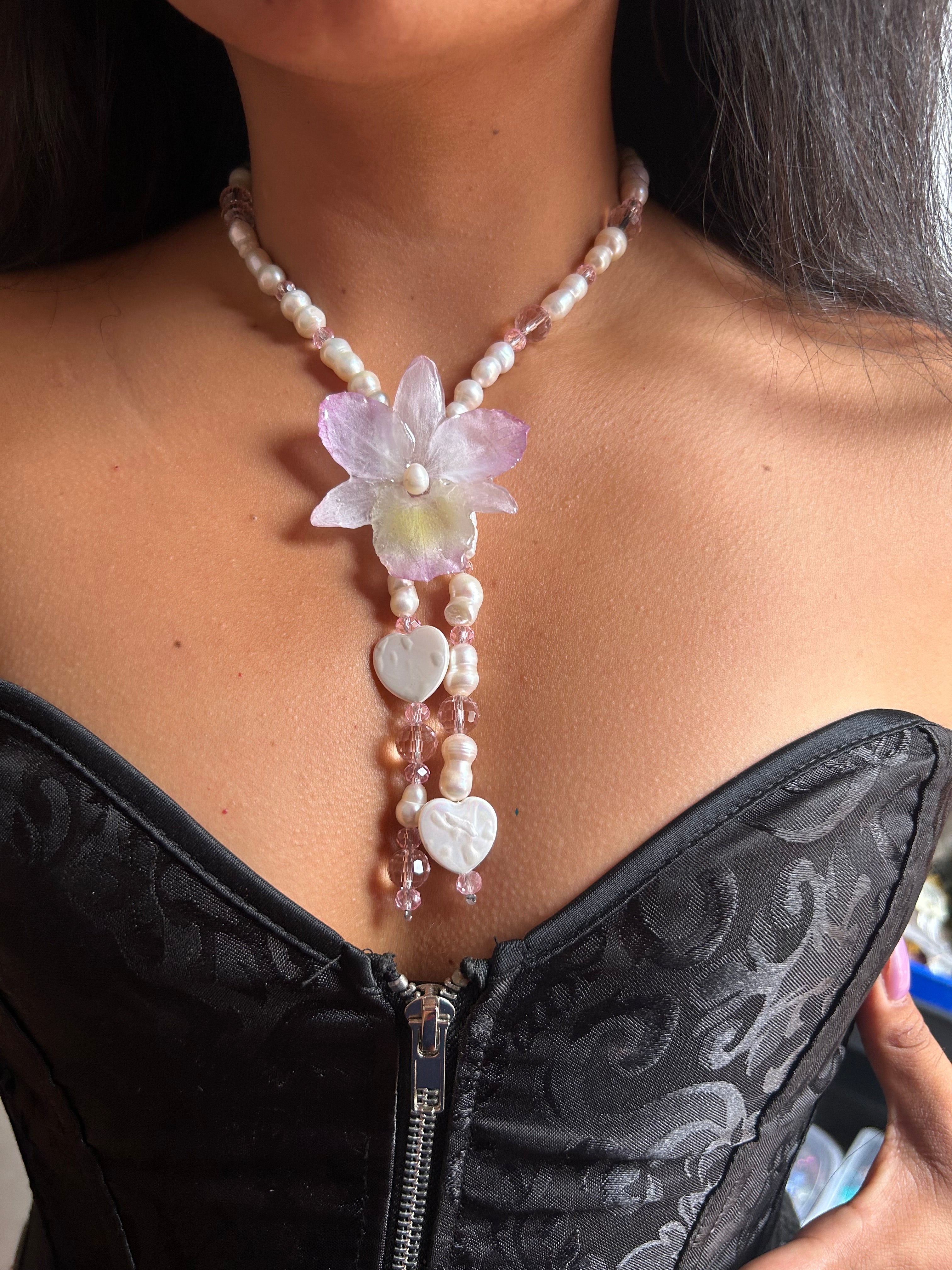 ORCHID DENDROBIUM WITH PEARLS