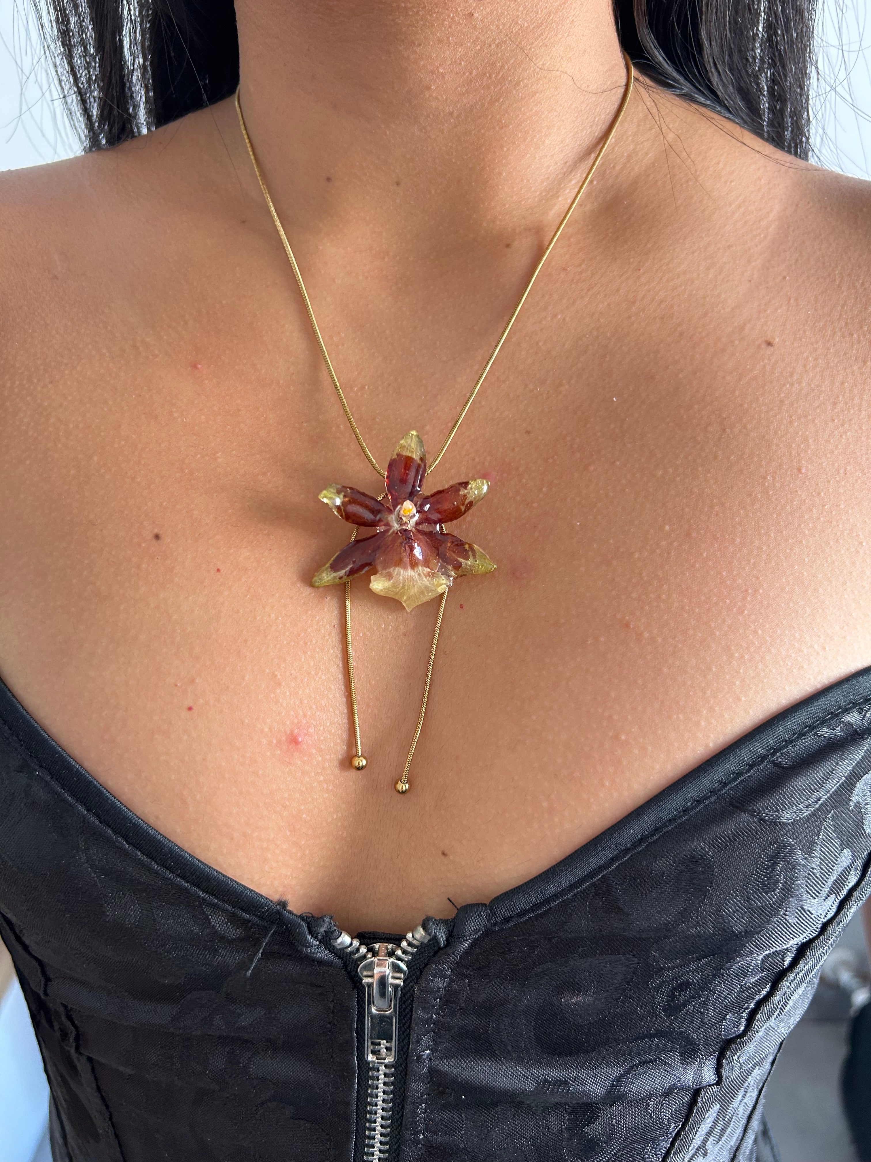 Exotic mini star