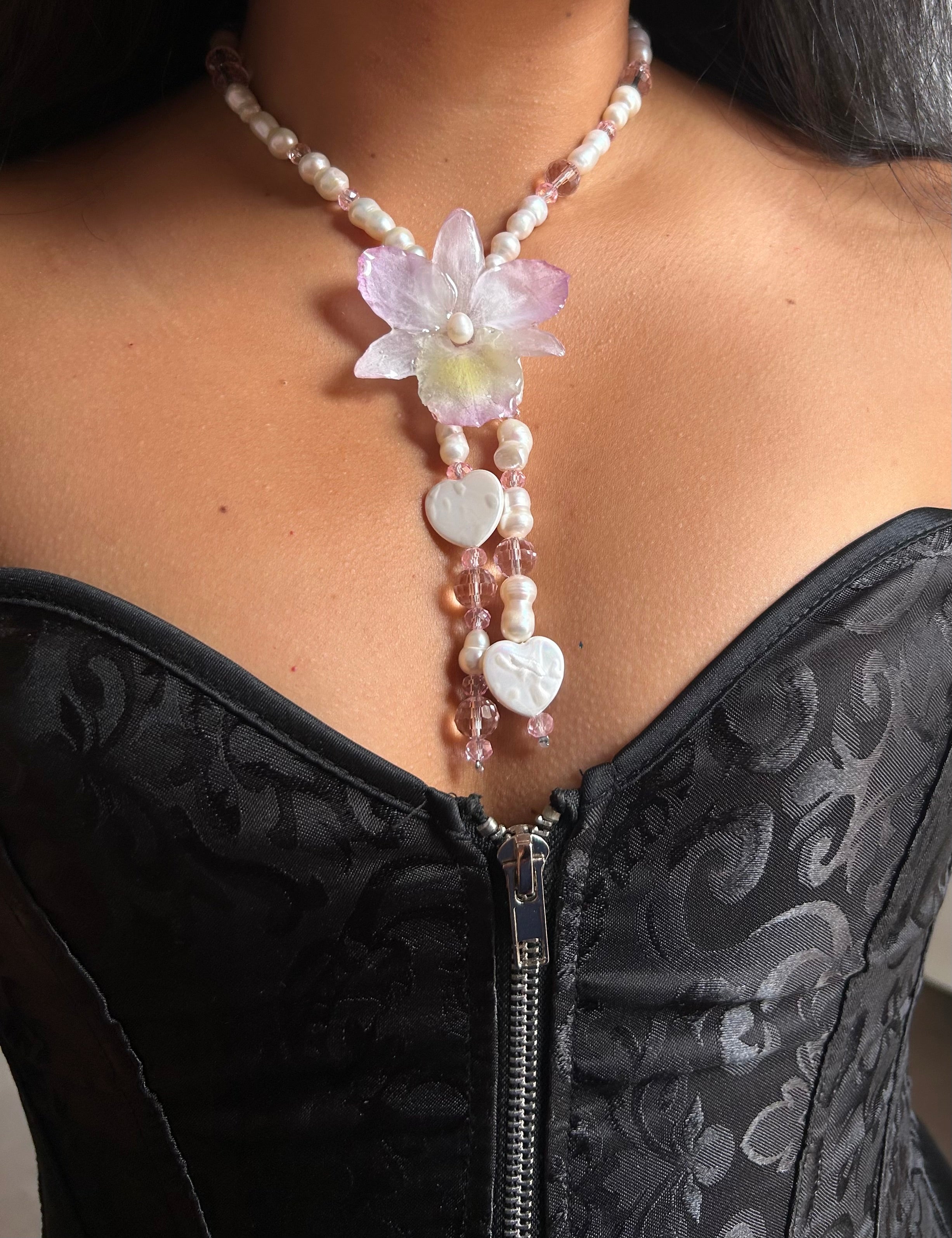 ORCHID DENDROBIUM WITH PEARLS