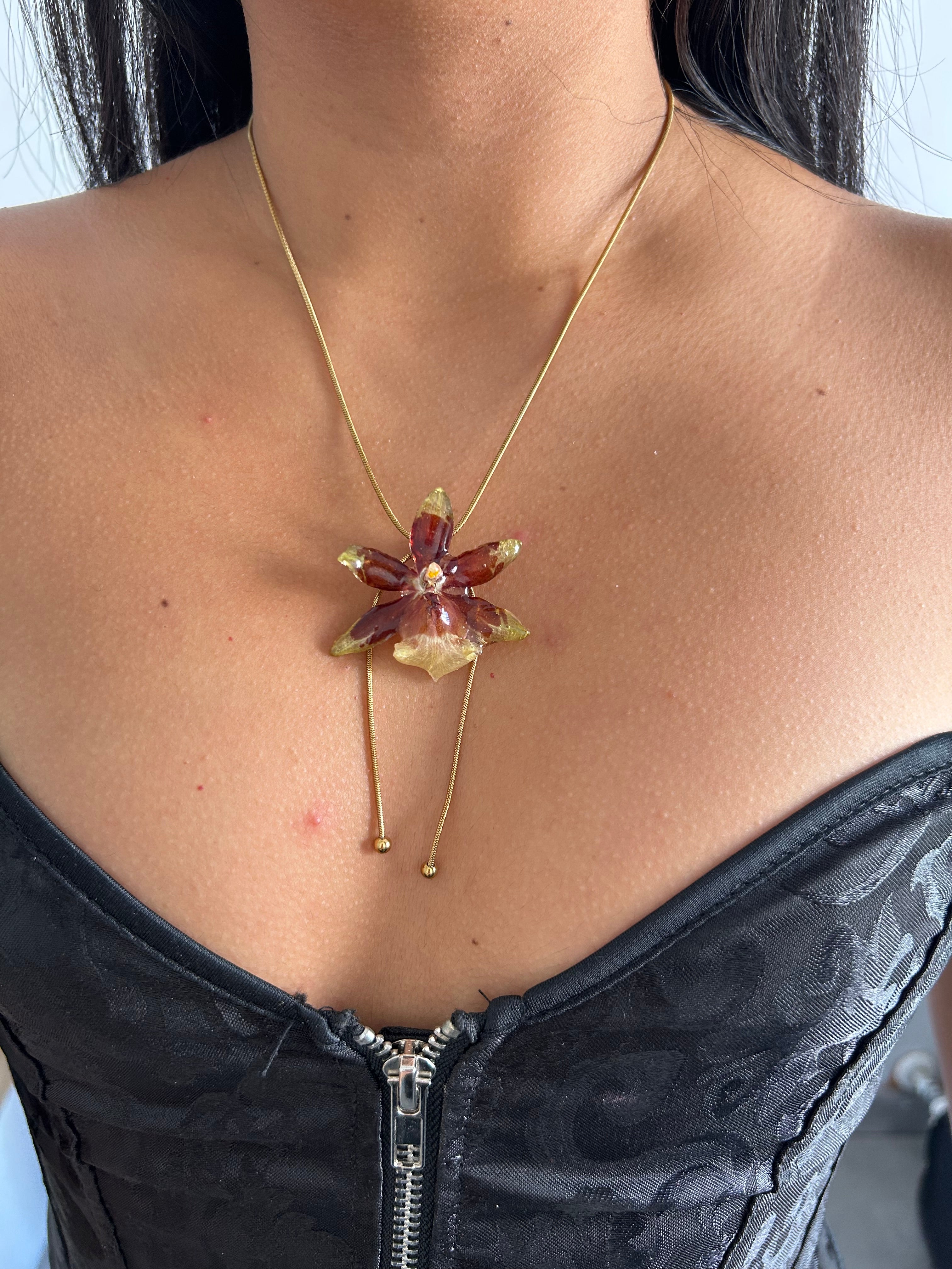 Exotic mini star