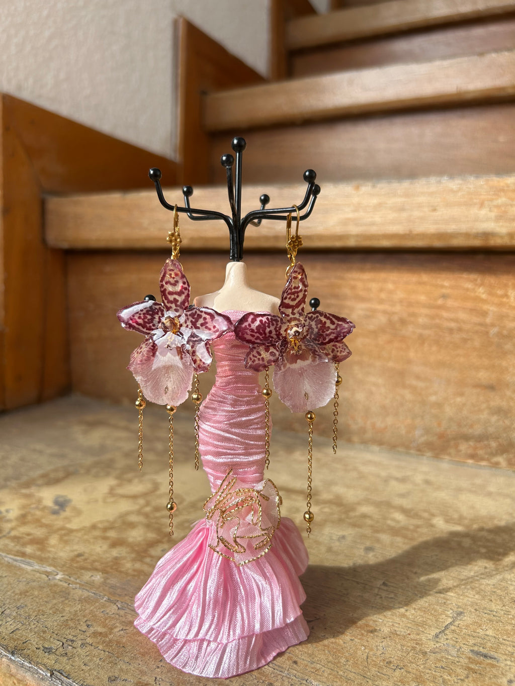 aretes de orquídea exótica
